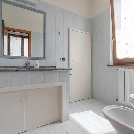 La Casa Tra Il Verde Ed Il Mare 別荘 *